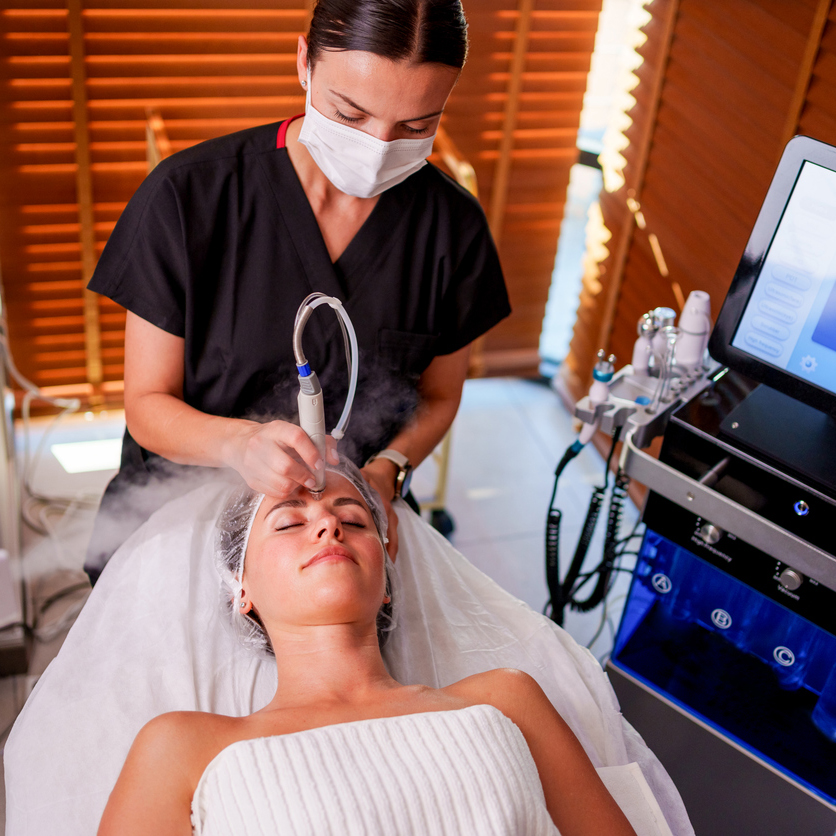 Aqua Facial